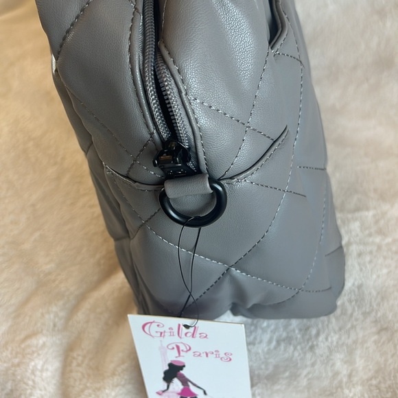 NWT, Gilda Paris Quilted Weekender Bag.Gray - Picture 10 of 11